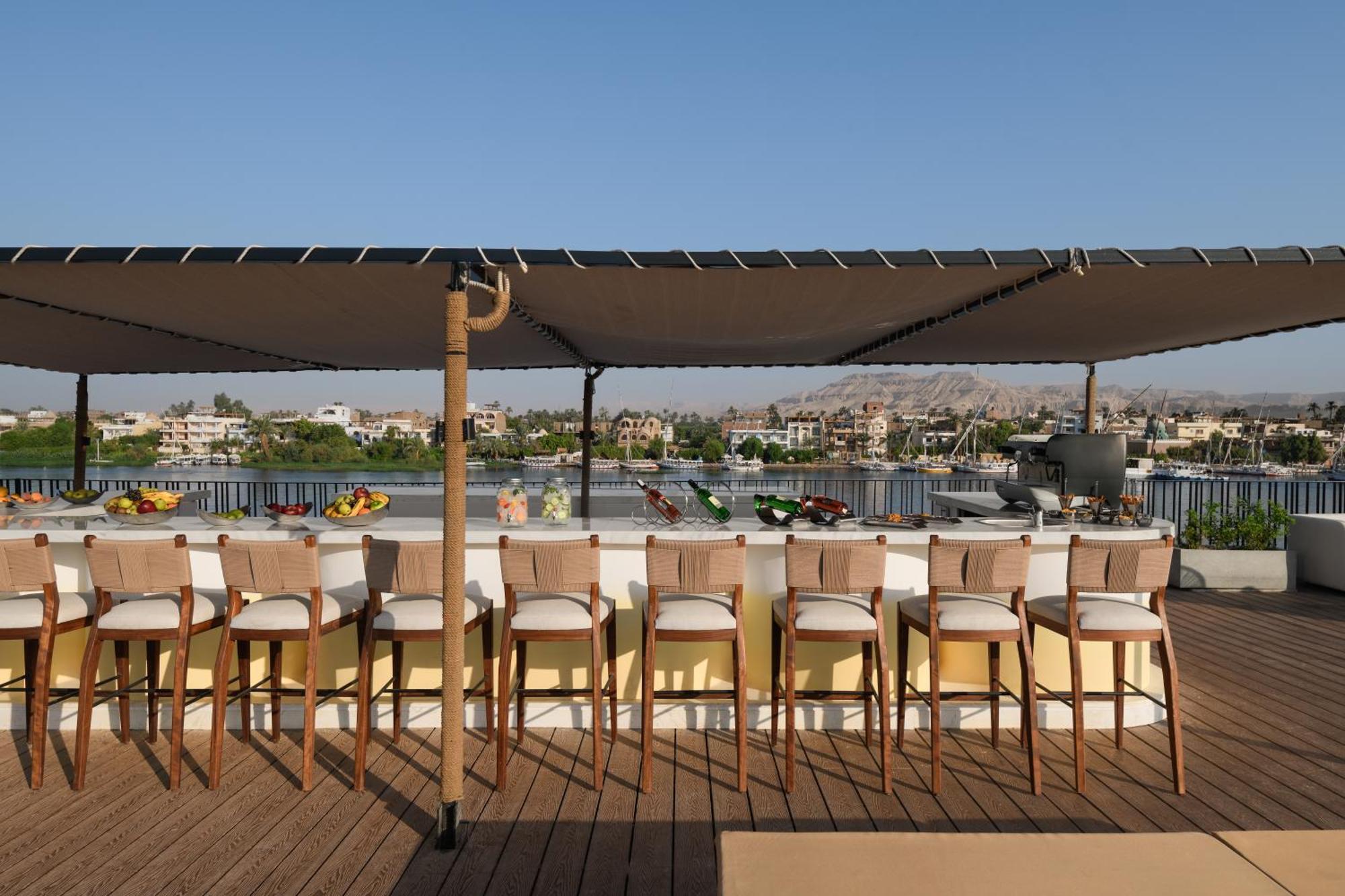 Soleil Nile Cruise - Every Monday From Luxor For 4 & 7 Nights, And Every Friday From Aswan For 3 & 7 Nights Dış mekan fotoğraf