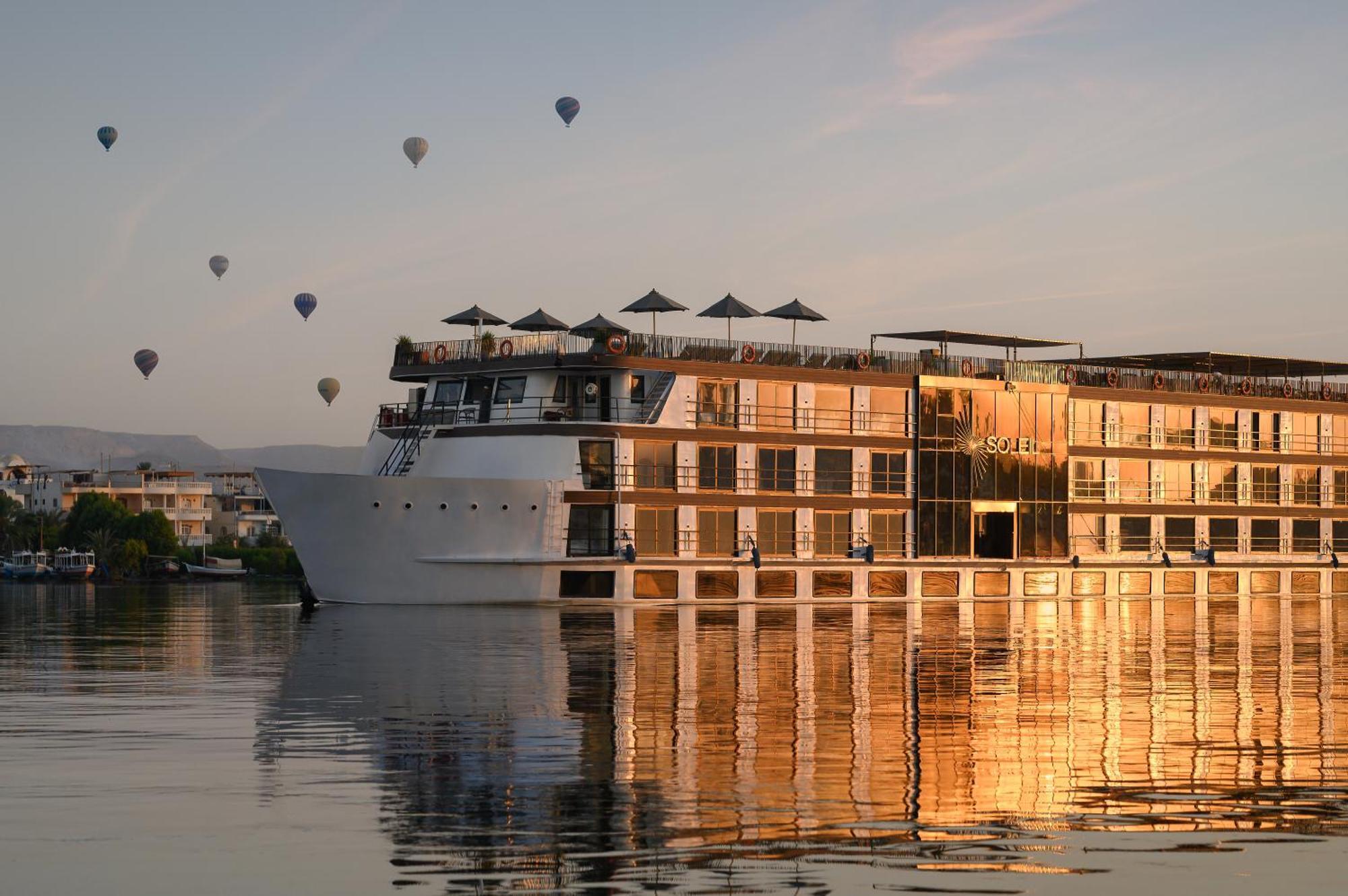 Soleil Nile Cruise - Every Monday From Luxor For 4 & 7 Nights, And Every Friday From Aswan For 3 & 7 Nights Dış mekan fotoğraf