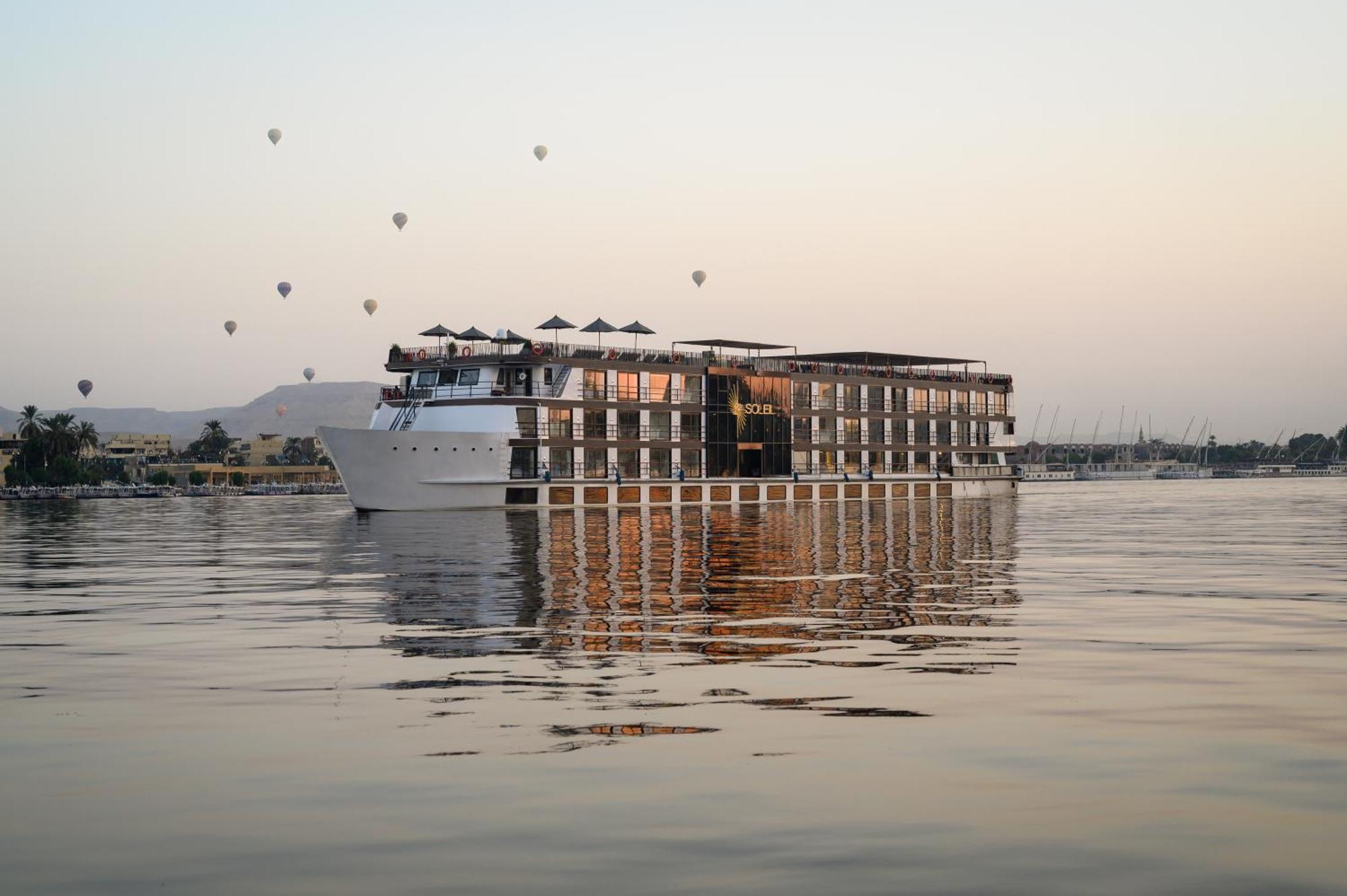 Soleil Nile Cruise - Every Monday From Luxor For 4 & 7 Nights, And Every Friday From Aswan For 3 & 7 Nights Dış mekan fotoğraf